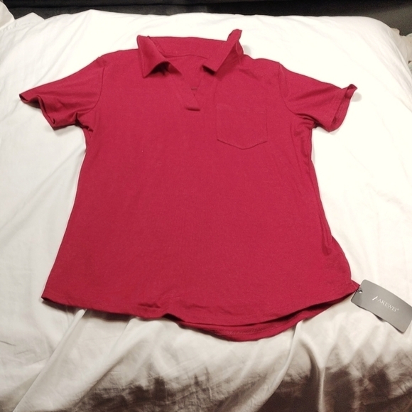 NWT Akewei womens V-NECK Top size medium - Picture 1 of 11